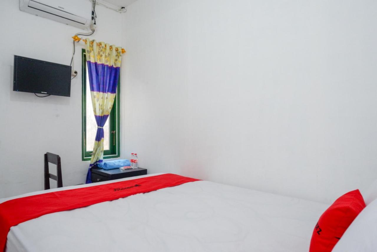 Reddoorz Syariah @ Ndalem Kembang Sore Γιογκιακάρτα Εξωτερικό φωτογραφία