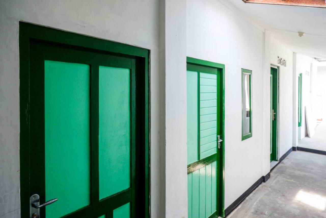 Reddoorz Syariah @ Ndalem Kembang Sore Γιογκιακάρτα Εξωτερικό φωτογραφία