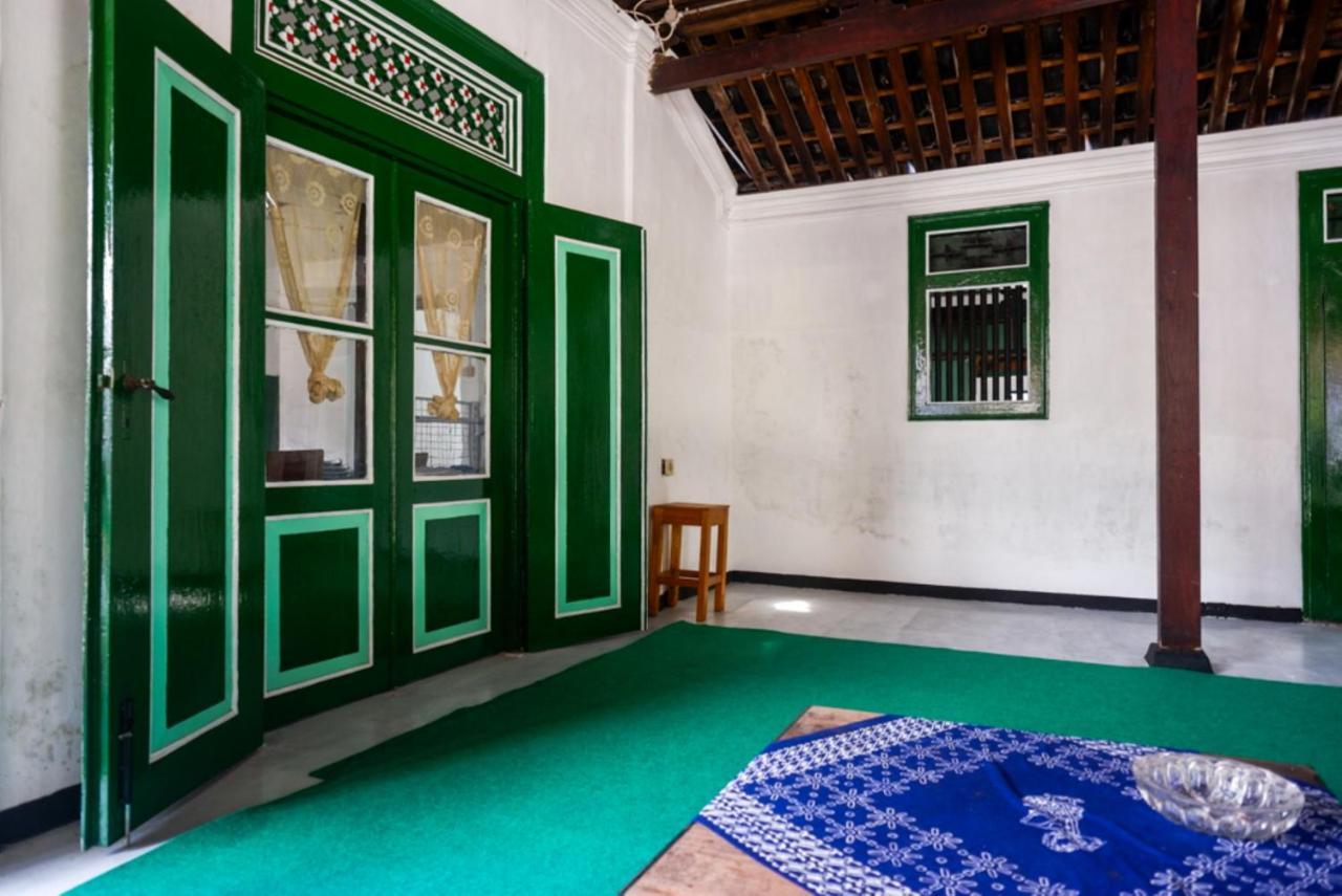 Reddoorz Syariah @ Ndalem Kembang Sore Γιογκιακάρτα Εξωτερικό φωτογραφία