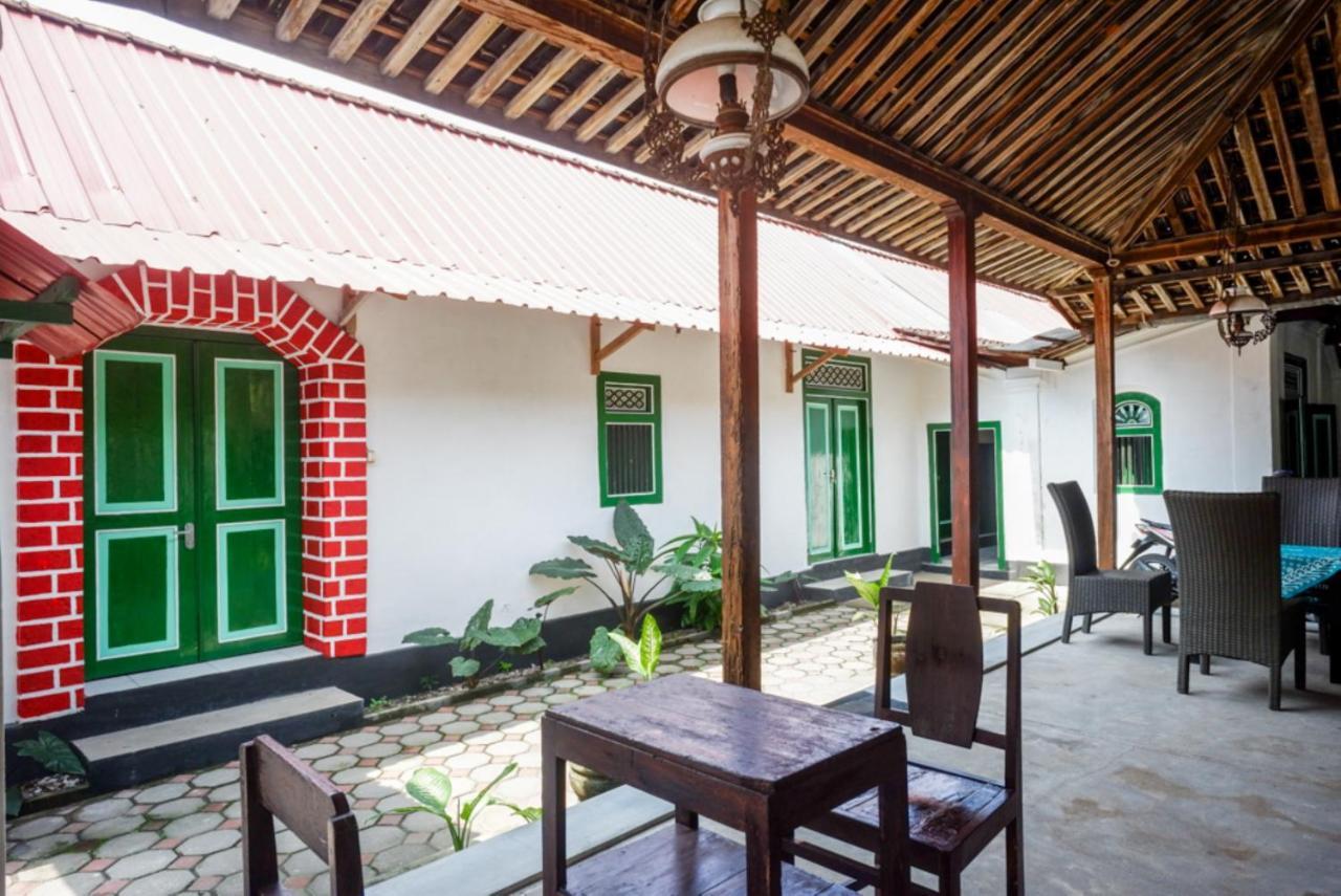 Reddoorz Syariah @ Ndalem Kembang Sore Γιογκιακάρτα Εξωτερικό φωτογραφία